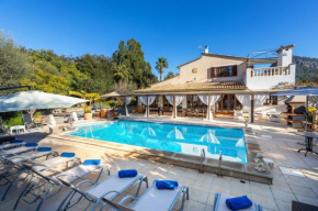 Villa Oliveras by Villa Plus